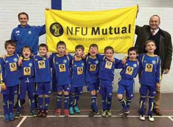 Sponsor provides new kit for Oke U8s youngsters
