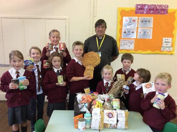 Bridestowe children collecting for Okehampton Foodbank