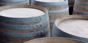 Flaming barrels return for carnival