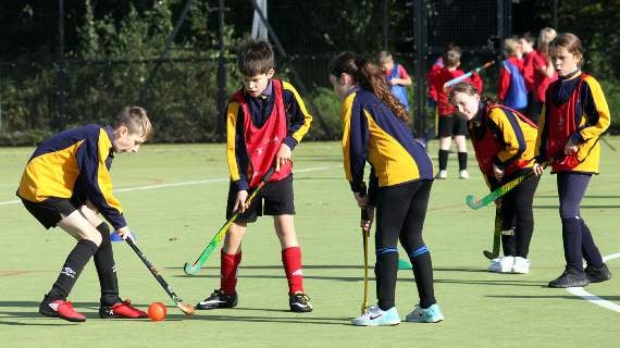 Schools enjoy friendly hockey festival