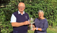 Oke golfers play for salver and trophy