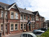 More staff needed for Tavistock's minor injuries unit to reopen in New Year.