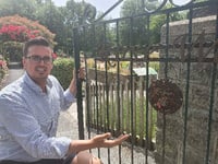 Man gets his running shoes on to 'Tart up Tavistock'
