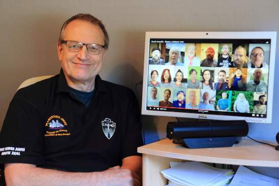 Okehampton  singer leads virtual sea shanty session