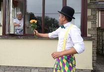 Okehampton entertainer to brighten up the lives of elderly people in the community