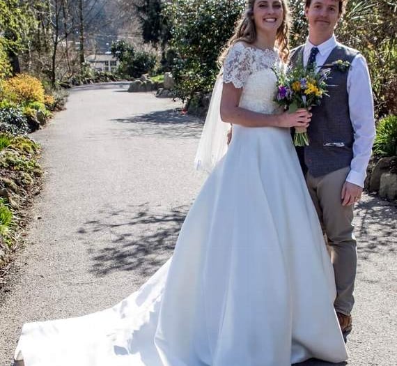 Okehampton couple tie the knot despite coronavirus