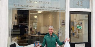 Morrisons spreads the love in Tavistock with random acts of kindness