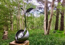 Stone Lane Gardens offer £1,000 sculpture prize