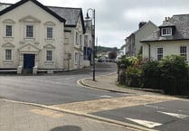 Parking ban in Station Road during resurfacing work