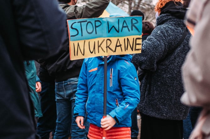 Image from a protest of a protest against the Russian invasion of Ukraine