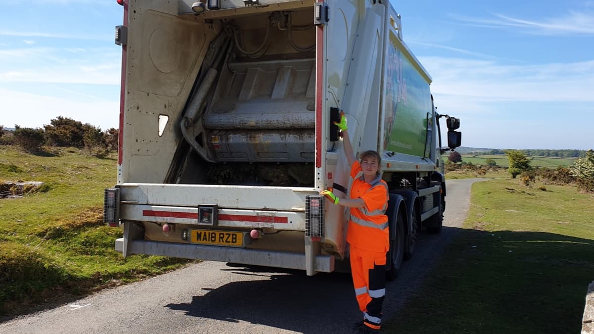West Devon Borough Council apologises for missed waste collections