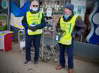 Yelverton shoppers give generously to Ukrainian appeal