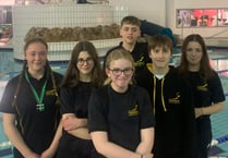 Strong swimming contingent from Tavistock compete at meet