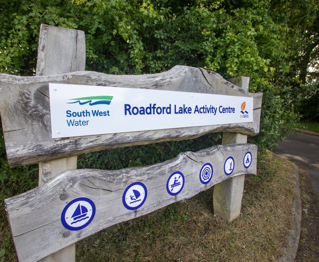 UPDATE: two still missing in Roadford Lake boat capsize