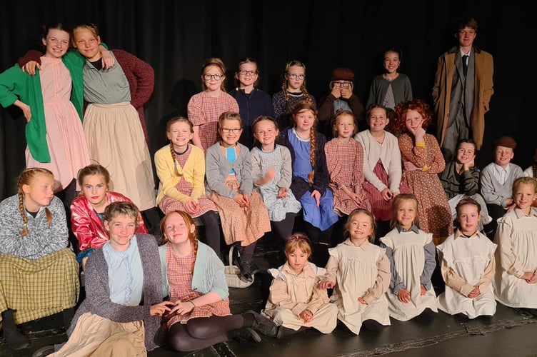 Tavistock Children’s Theatre Club ‘Annie’