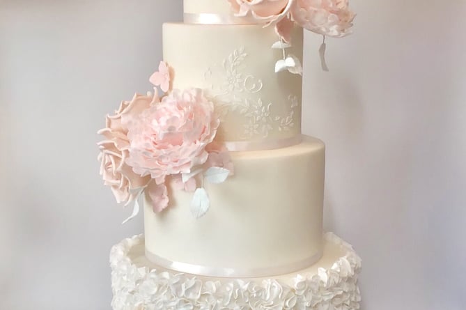 Image supplied for use with advertising feature ONLY. Not for reuse. Image of wedding cake for White’s Cake House, Tavistock