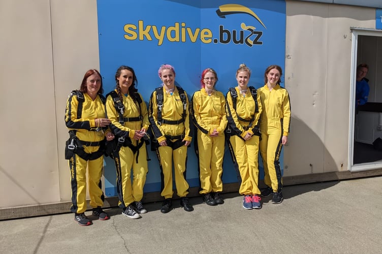 Co-op Drakewalls skydivers