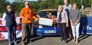 Wacky Rally team donate £1,500