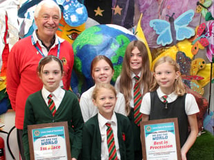 Schools presented for best entry in Tavistock Carnival