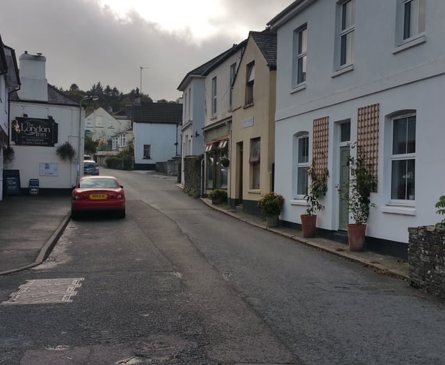 Horrabridge traffic gridlock after crash