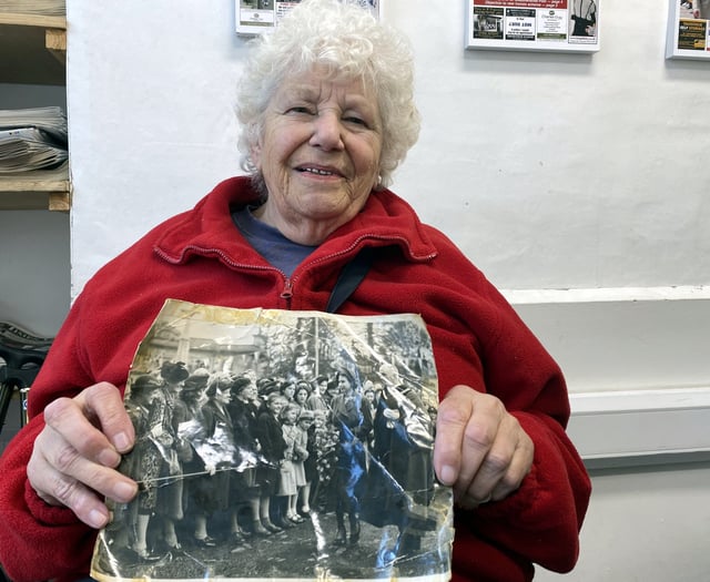 School girl in wellies recalls seeing Queen