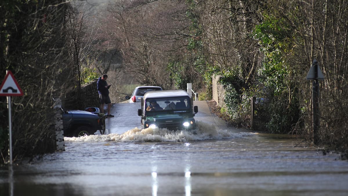 Flooding threat as Met Office issues Yellow Warning of heavy rain and ...