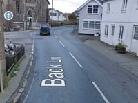 Building collapsed in Callington blocking main A388