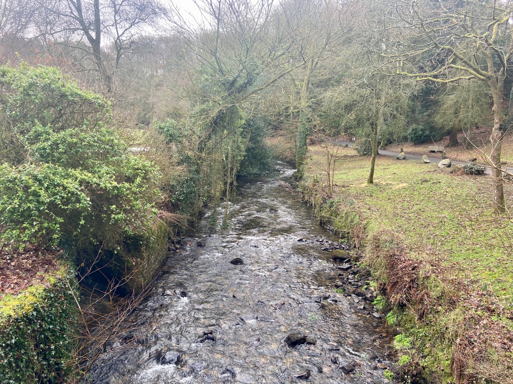 Heatwave prevents diesel spill clean-up in Okehampton's river