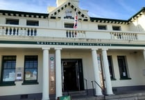 Borough council to give visitor centre help