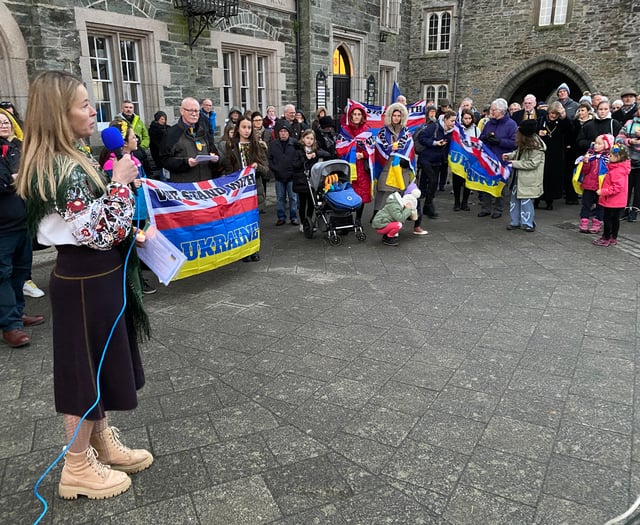 Ukrainian war marked by West Devon vigil