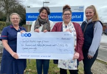 Hospital staff’s outstanding care of mother rewarded with donation