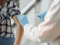Fresh call to take up spring Covid vaccination offer
 