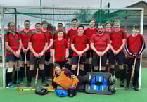 Hockey: Tavi men take top spot