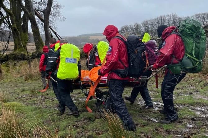 Dartmoor Search and Rescue Team Tavistock save walker