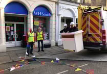 Coronation bunting goes up in Tavi