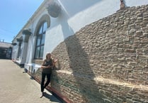 Last tile goes up on town's new mural