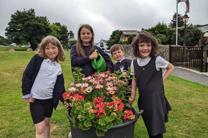 Princetown school gardening club