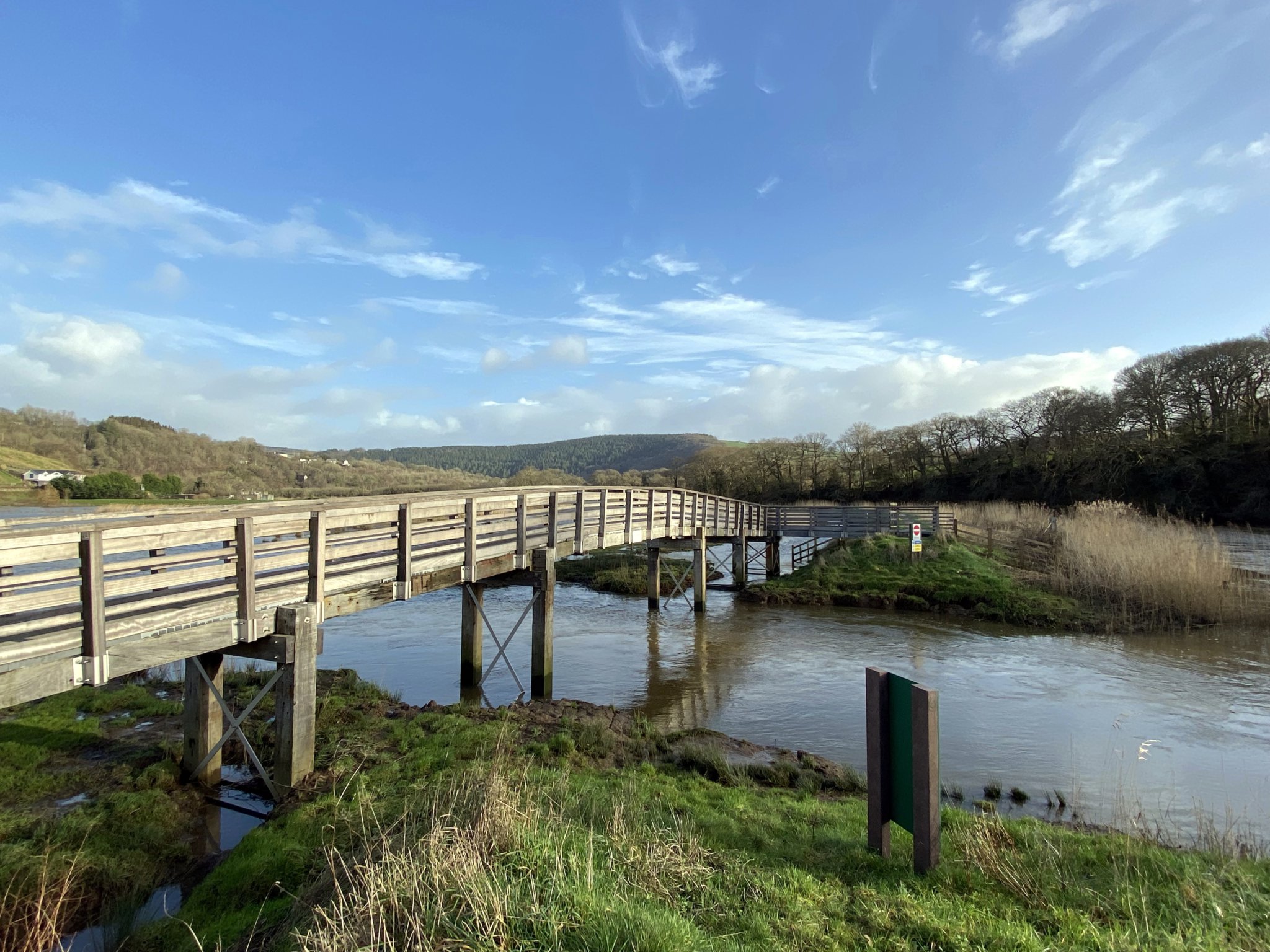 Footbridge gets vote of confidence
