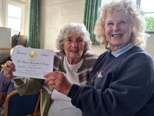 Bere plantswoman receives prestigious RHS medal