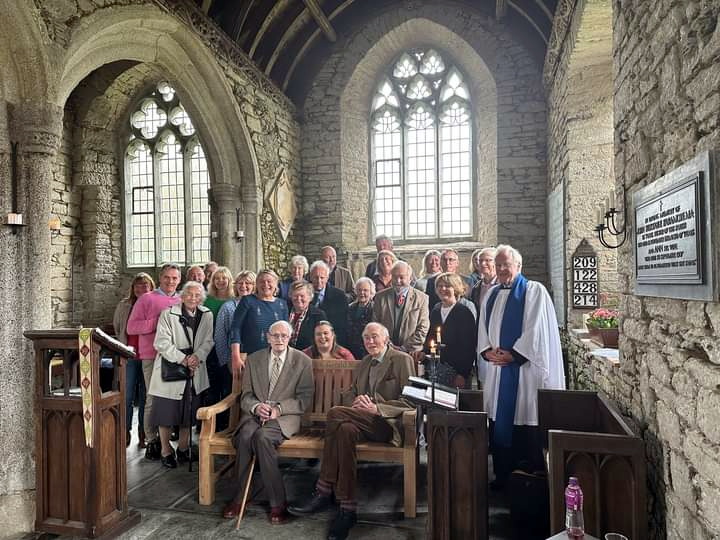 Churchwardens thanked with bench
