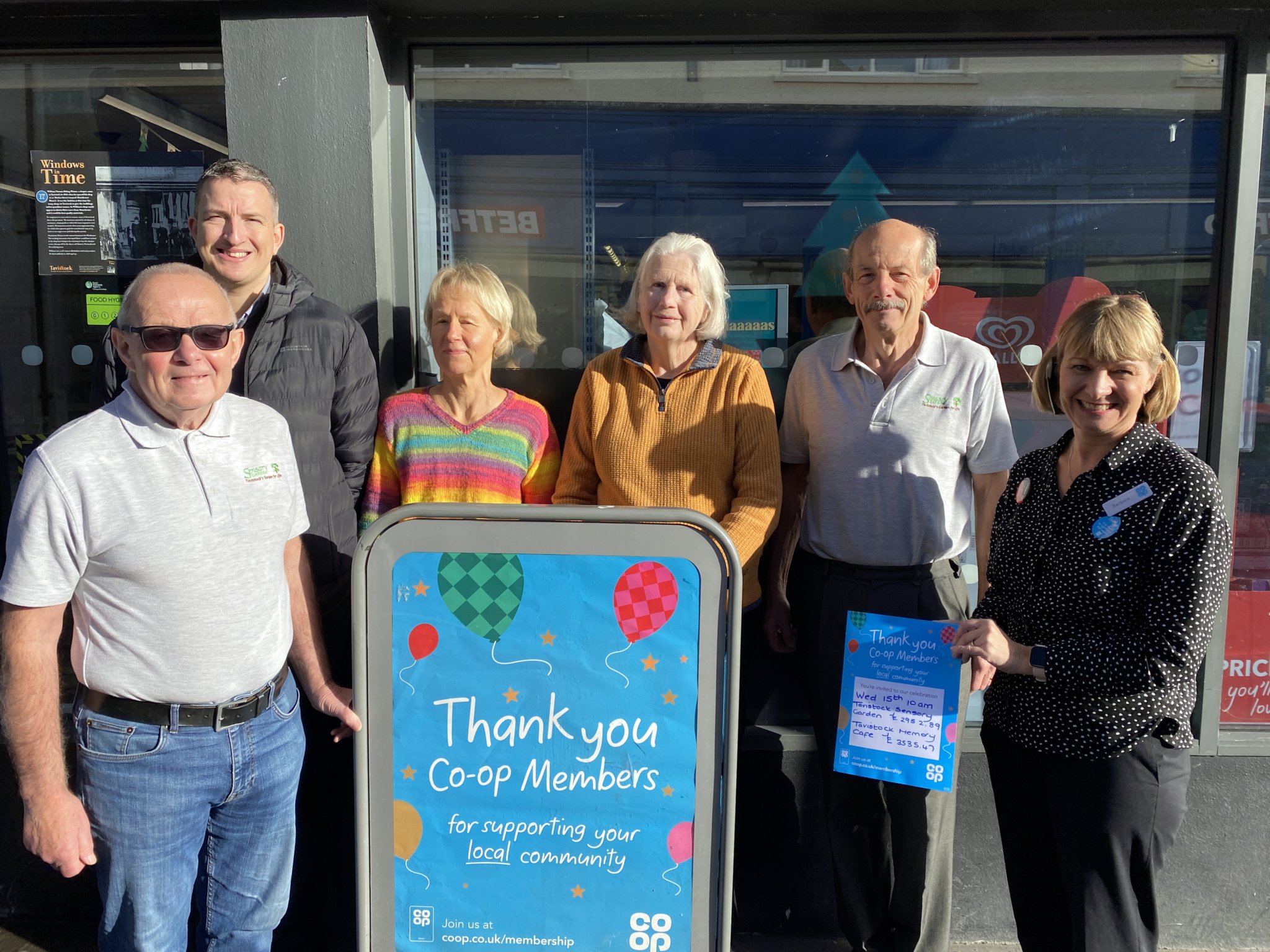 Shoppers support community causes