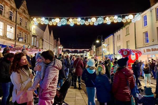Join the mayor for carols at Edwardian Evening tomorrow night