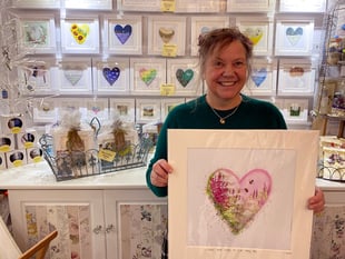 Tavistock artist celebrates Valentine's Day