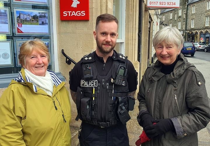 Inspector Beards of W Devon police out meeting the public in Tavistock