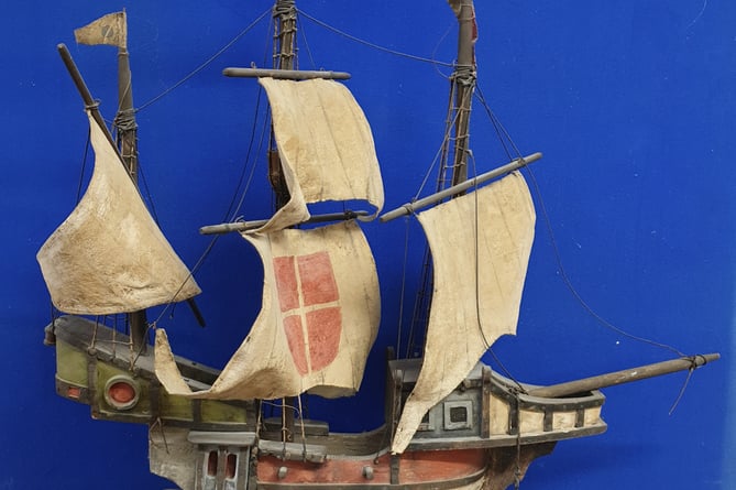 The carved ship model