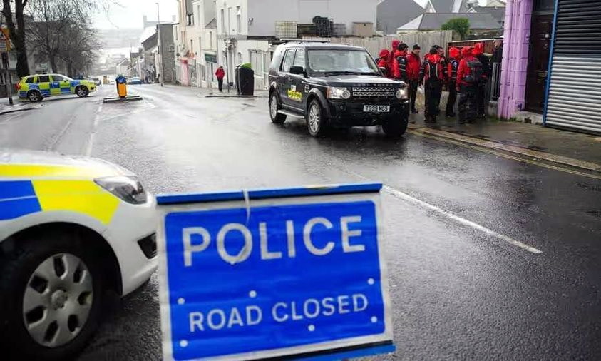 Volunteer mountain rescuers on bomb op