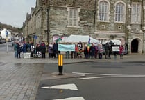 Gaza peace protest continues in Tavistock