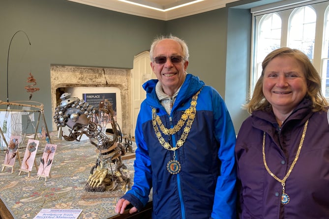 Mayor and Mayoress Andy and  Susan Hutton  & West Devon Art Workshops & Paint the Town sculptures