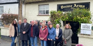 MP backs Drewsteignton pub bid for Community Ownership Fund