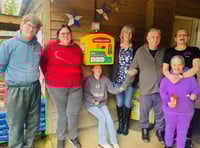 Life-saving defibrillator installed at Hatherleigh's Made-Well